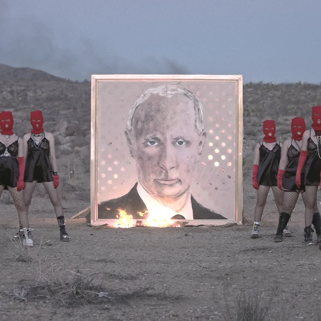 Pussy Riot - Putin's Ashes